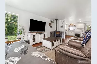 40407 Mountain Highway E, Eatonville, WA 98328 - Photo 13