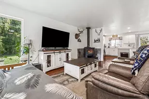 40407 Mountain Hwy E, Eatonville, WA 98328 - Photo 13