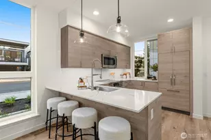 116 F 2nd Street S, Kirkland, WA 98033 - Photo 9