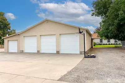 211 S Granite Street, Omak, WA 98841 - Photo 37