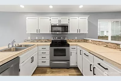 5401 S Cushman Avenue, Tacoma, WA 98408 - Photo 7