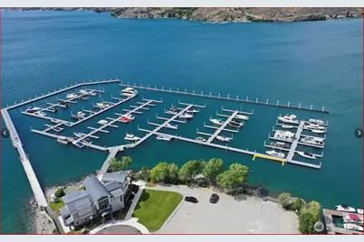 1350 W Woodin Avenue #WD-5, Chelan, WA 98816 - Photo 1