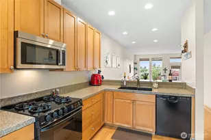 11017 Villa Rosa Ln, Mukilteo, WA 98275 - Photo 15