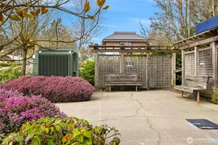 300 High School Rd NE, Bainbridge Island, WA 98110 - Photo 25