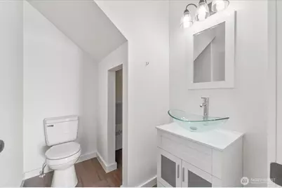 407 E Okanogan Avenue, Chelan, WA 98816 - Photo 21