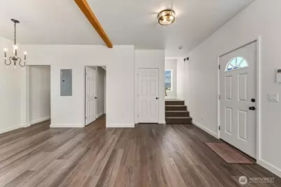 407 E Okanogan Avenue, Chelan, WA 98816 - Photo 9