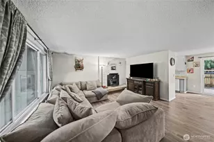 203 S 357th St, Federal Way, WA 98003 - Photo 7