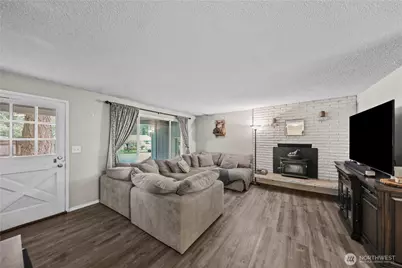 203 S 357th Street, Federal Way, WA 98003 - Photo 5