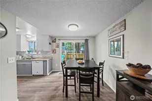 203 S 357th St, Federal Way, WA 98003 - Photo 9