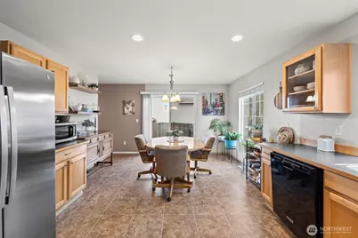 1810 Johnson Avenue, DuPont, WA 98327 - Photo 9