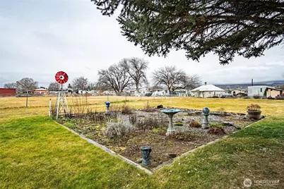 213 Davis Ave., Brewster, WA 98812 - Photo 21