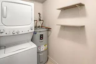 1545 NW 57th St, Seattle, WA 98107 - Photo 15