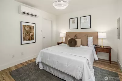 2113 6th Ave W #B, Seattle, WA 98119 - Photo 21