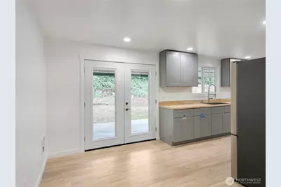 13647 197th Avenue SE, Renton, WA 98059 - Photo 11