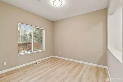 21810 43rd Place S #7, Kent, WA 98032 - Photo 17