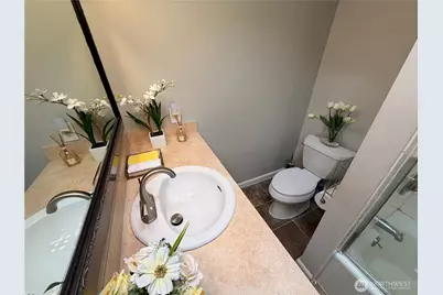 3217 E Madison Street, Seattle, WA 98112 - Photo 19