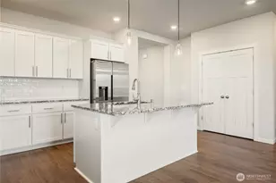 1935 Schneiter Dr, Longview, WA 98632 - Photo 11