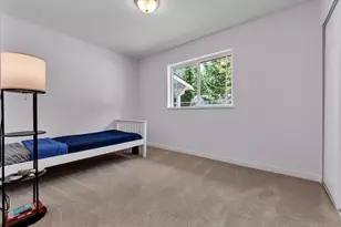 592 Kodiak Ave, Camano Island, WA 98282 - Photo 9