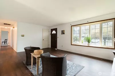 1625 Camas Avenue NE, Renton, WA 98056 - Photo 5
