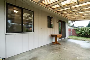 1625 Camas Ave NE, Renton, WA 98056 - Photo 17