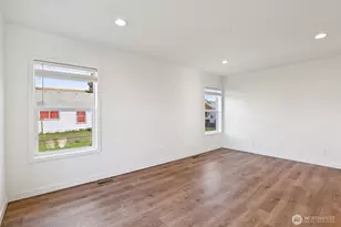 332 23rd Ave, Longview, WA 98632 - Photo 3