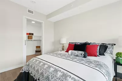 188 Bellevue Way NE #303, Bellevue, WA 98004 - Photo 13