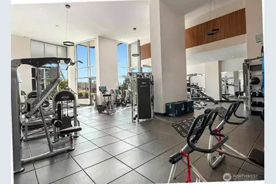 188 Bellevue Way NE #303, Bellevue, WA 98004 - Photo 25