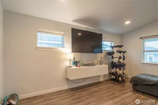 123 E 9th Ave, Moses Lake, WA 98837 - Photo 3