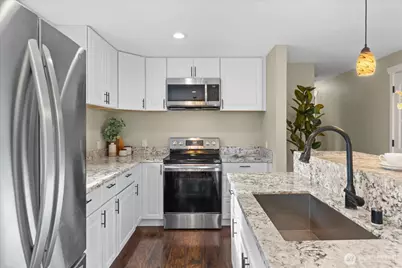 5910 178th Street SW, Lynnwood, WA 98037 - Photo 7