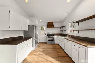 15946 Quail Meadows Ct SE, Yelm, WA 98597 - Photo 7