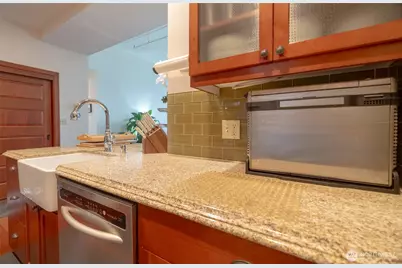 201 Galer Street #223, Seattle, WA 98109 - Photo 9