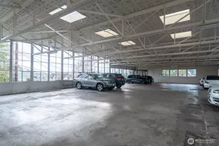 201 Galer St, Seattle, WA 98109 - Photo 29