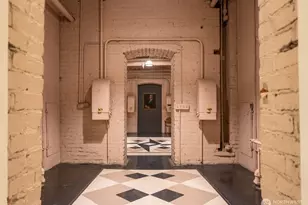 201 Galer St, Seattle, WA 98109 - Photo 19