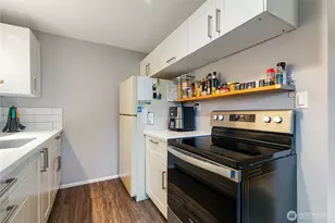 901 N Forest St, Bellingham, WA 98225 - Photo 11