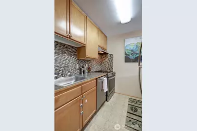 7924 212th Street SW #305, Edmonds, WA 98026 - Photo 5