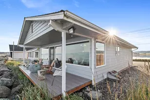 2625 W Beach Rd, Oak Harbor, WA 98277 - Photo 3