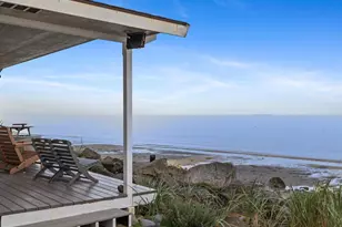 2625 W Beach Rd, Oak Harbor, WA 98277 - Photo 29