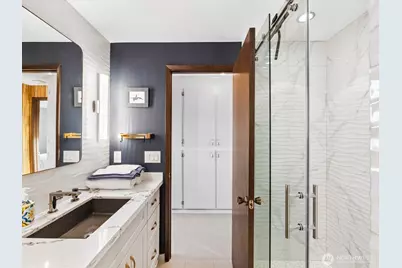 2625 W Beach Road, Oak Harbor, WA 98277 - Photo 33