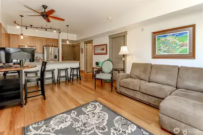 1840 25th Avenue NE #204, Issaquah, WA 98029 - Photo 17