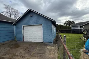 103 S. West Blvd, Aberdeen, WA 98520 - Photo 3