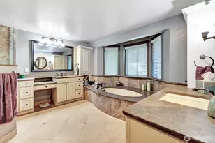 22429 SE 329th Ave, Black Diamond, WA 98010 - Photo 17