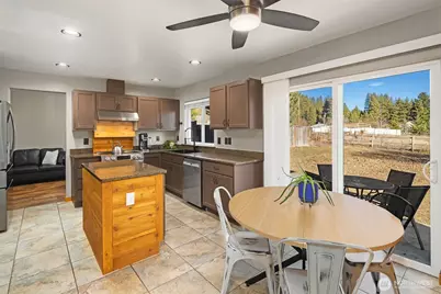 504 N Floral Avenue, Cle Elum, WA 98922 - Photo 3