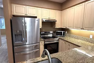 13000 Admiralty Way, Everett, WA 98204 - Photo 7