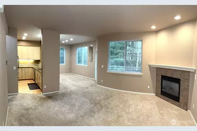 13000 Admiralty Way #B201, Everett, WA 98204 - Photo 3