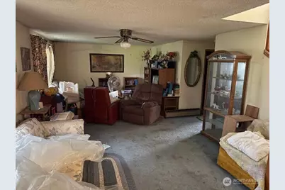 16221 75th Street E, Sumner, WA 98390 - Photo 3