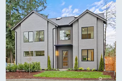 10733 17th Avenue NE, Seattle, WA 98125 - Photo 1