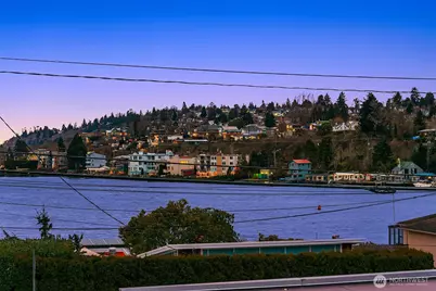 3743 W Commodore Way, Seattle, WA 98199 - Photo 37