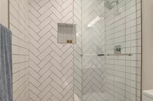 3743 W Commodore Way, Seattle, WA 98199 - Photo 33