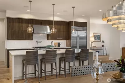 3743 W Commodore Way, Seattle, WA 98199 - Photo 11