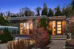 3743 W Commodore Way, Seattle, WA 98199 - Photo 39